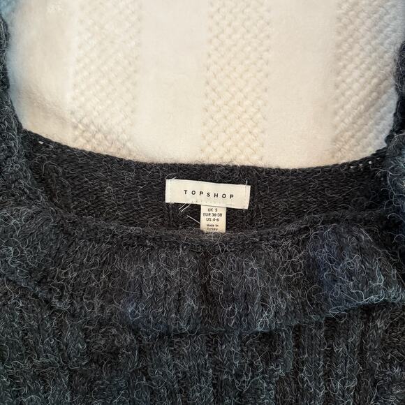 new topshop ruffle long sleeve sweater size 4-6 - Picture 2 of 3